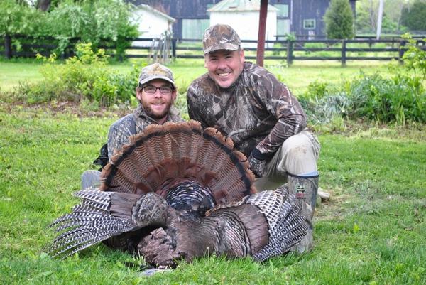 2012 Kentucky Opener 4/14/12 Matts Tom harvested at 7:26 am in Prospect KY. 21lbs. 11 inch beard and 3/4 to 7/8 in spurs. Next to hunting these birds myself I enjoy calling them in for others like Matt's bird. First Bird of my season helping others so far.